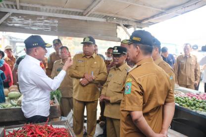  Gubernur Edy Rahmayadi Tinjau RSUD, Kondisi Pasar dan Infrastruktur di Perdagangan